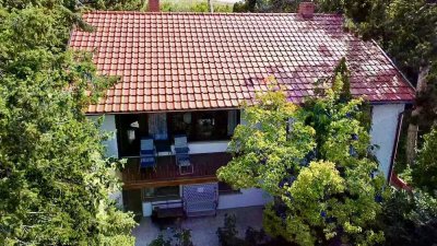 Exklusives Wohnen am „Doktorberg“ – Charmantes Haus mit Panoramablick über Alzey