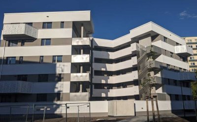 Wohnen im Penthouse! 4 Zimmer-WE, gr. Terrasse, offene Küche, bodengleiche Dusche, Smart-Home, TGS