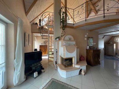 Exklusive Maisonette-Wohnung mit Balkon und Kamin in Mannheim Seckenheim