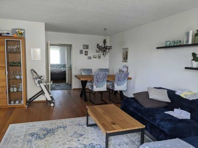 3-Zimmer-Wohnung mit  2 Balkonen, Einbauküche und Garage in der Nähe vom Wildpark