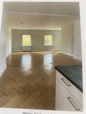 Geschmackvolle 4,5-Raum-Wohnung mit gehobener Innenausstattung mit Balkon und EBK in Hannover