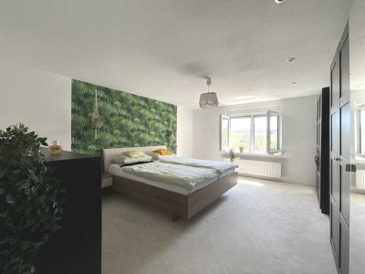 Bauernhaus mit ca260 m² Wohnfläche aufwendig saniert - vielfältigeTierhaltung möglich