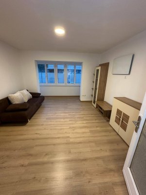 Neu sanierte 1-Zimmer-Stadtwohnung, zentral gelegen