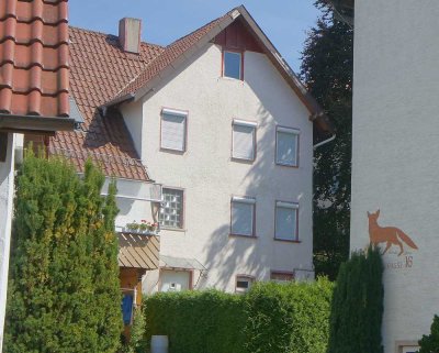 Doppelhaushälfte - modernisierter Altbau - mit kleinem Garten - Ortsrandlage in Gammelshausen