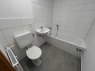 Die erste Kaltmiete ist frei!! Erstbezug nach Sanierung in heller 3-Zimmer-Wohnung!