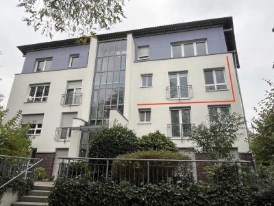 Attraktive 3-Zimmer Wohnung mit Balkon im 2. OG in Hennef (Sieg)