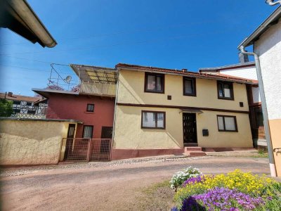 Charmantes Einfamilienhaus in Schweina mit Garten