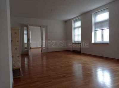 *sehr schöne 3 RWG mit viel Platz in einer wunderschönen Villa direkt am Schwanenteich*