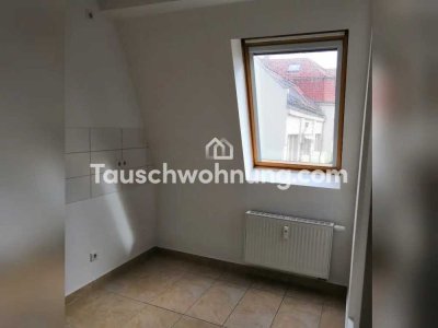 Tauschwohnung: Tausche 4-Raum-Wohnung gegen eine 5-Raum-Wohnung