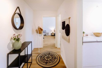 Frisch renovierte, helle 3-Zimmer-Erdgeschoßwohnung mit großem Balkon