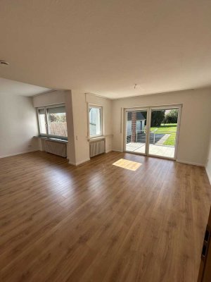 2,5-Zimmer-Wohnung 90m2 mit Balkon und Einbauküche in Bielefeld