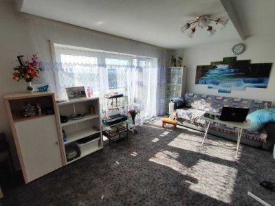 3-Zimmerwohnung in Öhringen: Schick geschnittene Wohnung mit Balkon, Aussicht & TG-Stellplatz