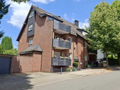 Renovierte 2,5-Zimmer-Wohnung 55 qm mit Balkon & Blick ins Grüne, Schmachtenbergviertel
