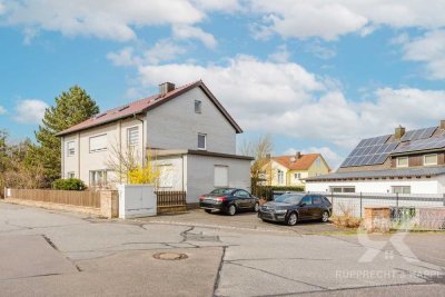Zweifamilienhaus mit ELW als Kapitalanlage oder Eigenbedarf – Großes Wohnen in ruhiger Atmosphäre