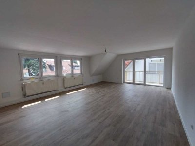 Modernisierte 4-Zimmer-Wohnung mit Balkon