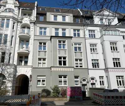 Kernsanierte 4-Zimmer-Wohnung mit gehobener Innenausstattung im Herzen des Kreuzviertels