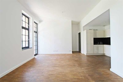 Bezugsfrei! 2-Zimmer-Wohnung mit Balkon in der ehemaligen Kodak Glanzfilmfabrik!