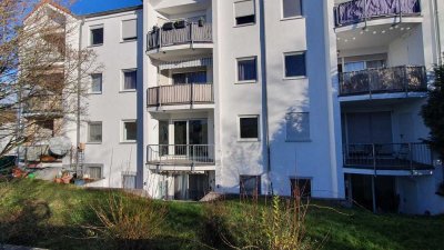 helle 2-Zimmer Wohnung ab 01.08.2025 zu vermieten