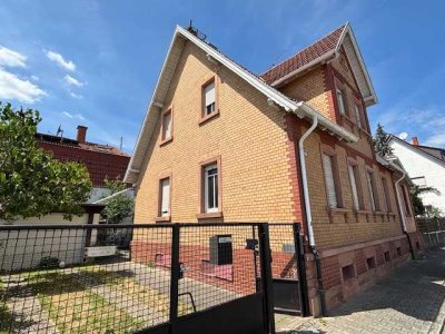 Attraktives Ensemble mit 3 Wohneinheiten in Mörfelden
