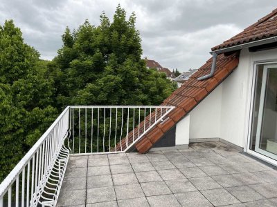 Lichtdurchflutete 2-Zimmer Eigentumswohnung mit Dachterrasse und Fernblick, 72,45 m², provisionsfrei