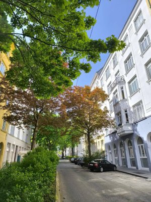 Traumhafte 3 Zimmer DG Wohnung mit Fernblick, Erstbezug, unbefristet im 3. zu mieten