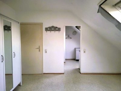 1-Zimmer Dachgeschosswohnung in Darmstadt-Bessungen