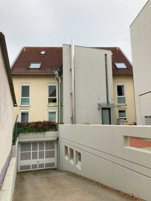 Helle Maisonette-Wohnung mit Ausblick in Eningen u. A.