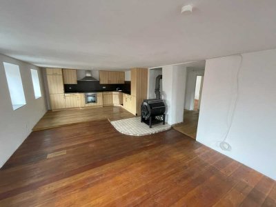 Ansprechende 3-Zimmer-Wohnung mit Einbauküche