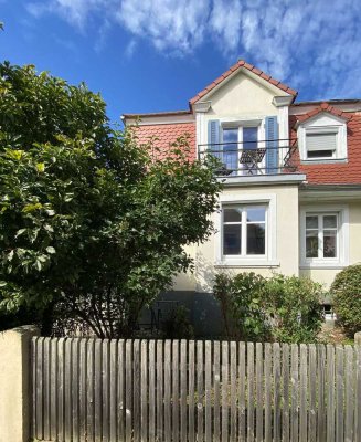 Historischer Charme & Gartenidylle