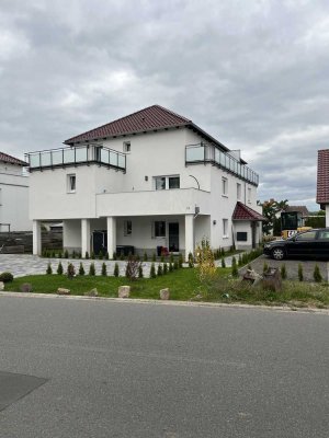 Geschmackvolle 3-Zimmer-Erdgeschosswohnung mit gehobener Innenausstattung mit Balkon in Bovenden