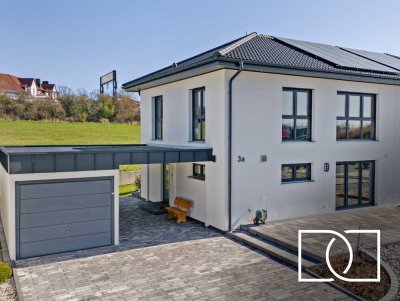 Bezugsfertiger Neubau! Hochwertiges KfW 40+ Haus in ruhiger Lage mit Südterrasse, Garten und Garage