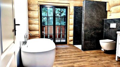 KANDADISCHER WOHNTRAUM - NEUBAU-BLOCKHAUS