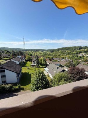 Solide Wohnung mit tollem Blick!