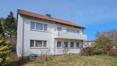 2-Familienhaus, mit Doppelgarage auf 925 m² zum Hammerpreis!