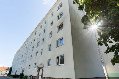 Sanierte 4-Raum Wohnung mit Aufzug!