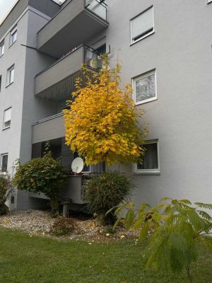 Gepflegte 4-Zimmer-Wohnung mit Balkon und Einbauküche in Roding Provisionfrei !