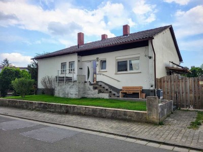 Bungalow mit Gartensauna und Pool