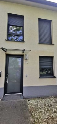 Ansprechendes und gepflegtes 5-Zimmer-Reihenhaus in Krefeld Kempener Feld/Baackeshof