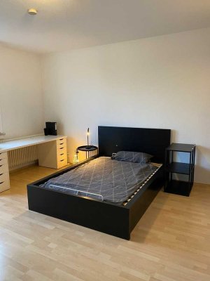 Charmante 1-Zimmer Dachgeschosswohnung in Bad Homburg