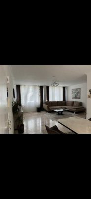 Attraktive 3-Zimmer-Wohnung mit großer Terrasse in bester Lage von Duisburg-Rheinhausen