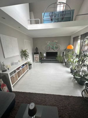 Lichtdurchflutete 2-Zimmer-Wohnung mit besonderem Charme in Freigericht-Bernbach