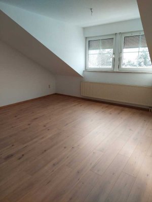Vermiete 2-Raum-Wohnung in Kamenz-Deutschbaselitz