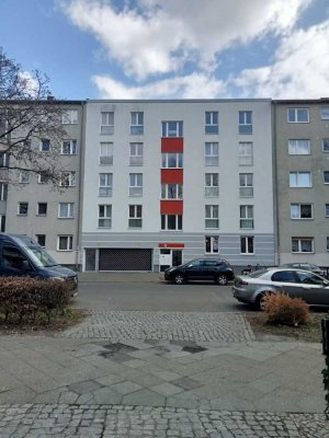 Aufgepasst...3 Zimmer mit Wohnküche sind für Sie frisch Renoviert.