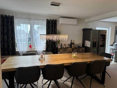 Gepflegtes Mehrfamilienhaus mit Potenzial in naturnaher Lage