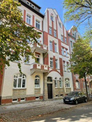 Neustart 2026: Stilvolle 3-Zimmer-EG mit Balkon, neuem Bad & GWC - Bezug 01.01.2026
