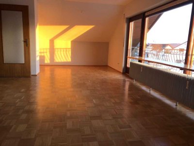 4ZKB im Dachgeschoss mit Balkon