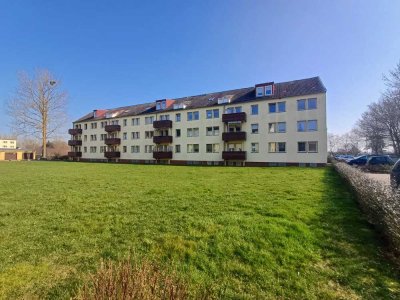 Bald verfügbar!!! Modern renovierte 2-Raum-Wohnung mit Badewanne