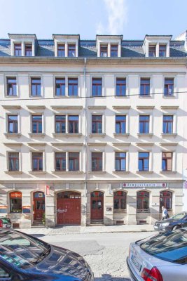 Kleine 3 Zimmerwohnung im ruhigen Hinterhaus