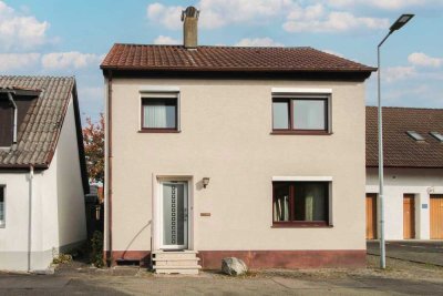 � Charmantes Einfamilienhaus mit Ausbaupotenzial in attraktiver Lage von Bad Buchau