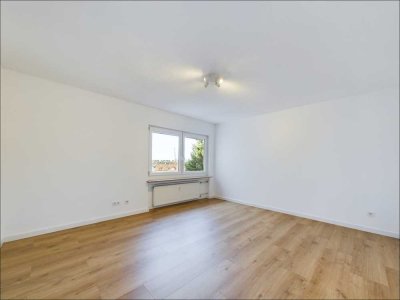 Modernisierte 2 - Zimmer Wohnung mit EBK und Fernblick in Mainaschaff